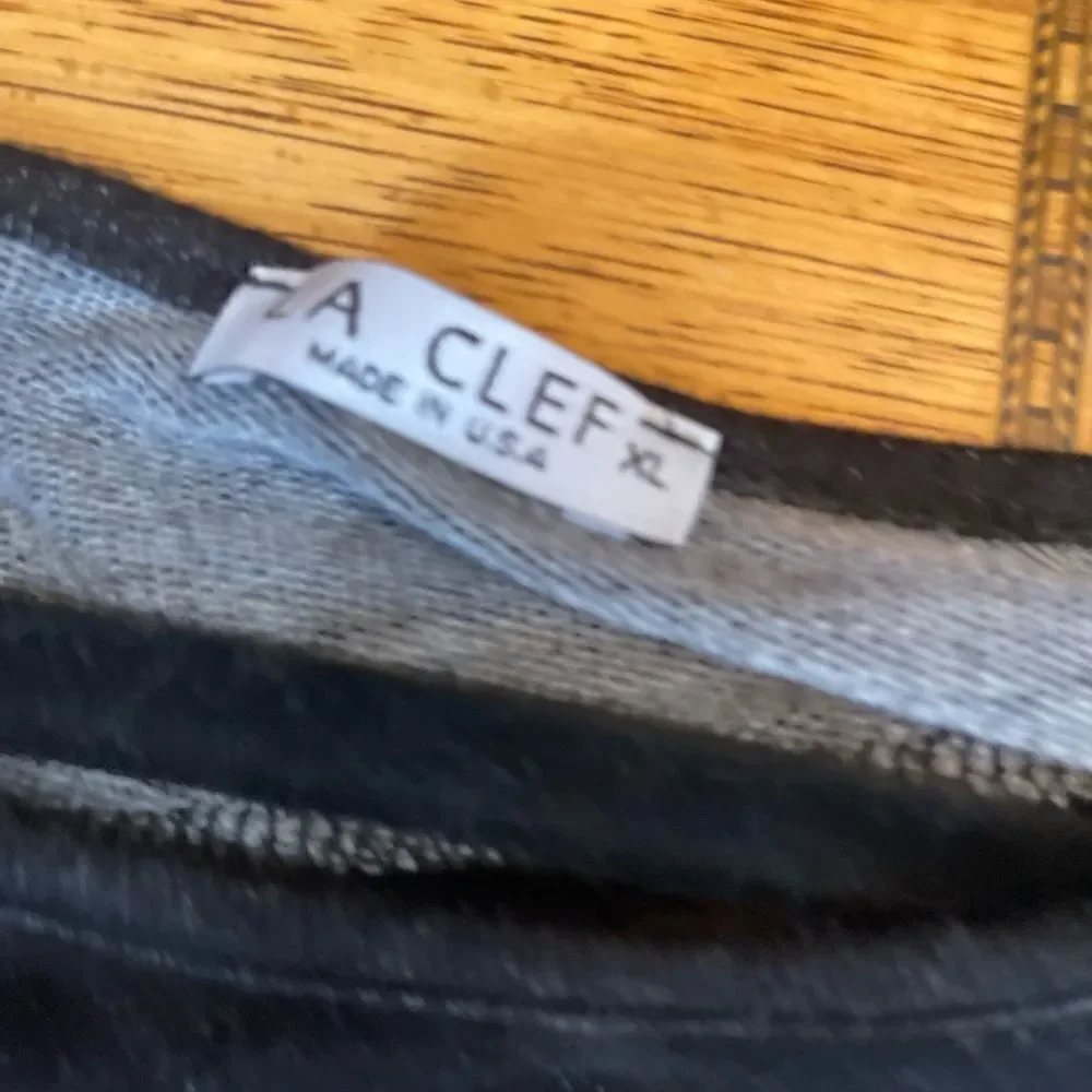 La Clef Open Back Keyhole Tank - Picture 12 of 15